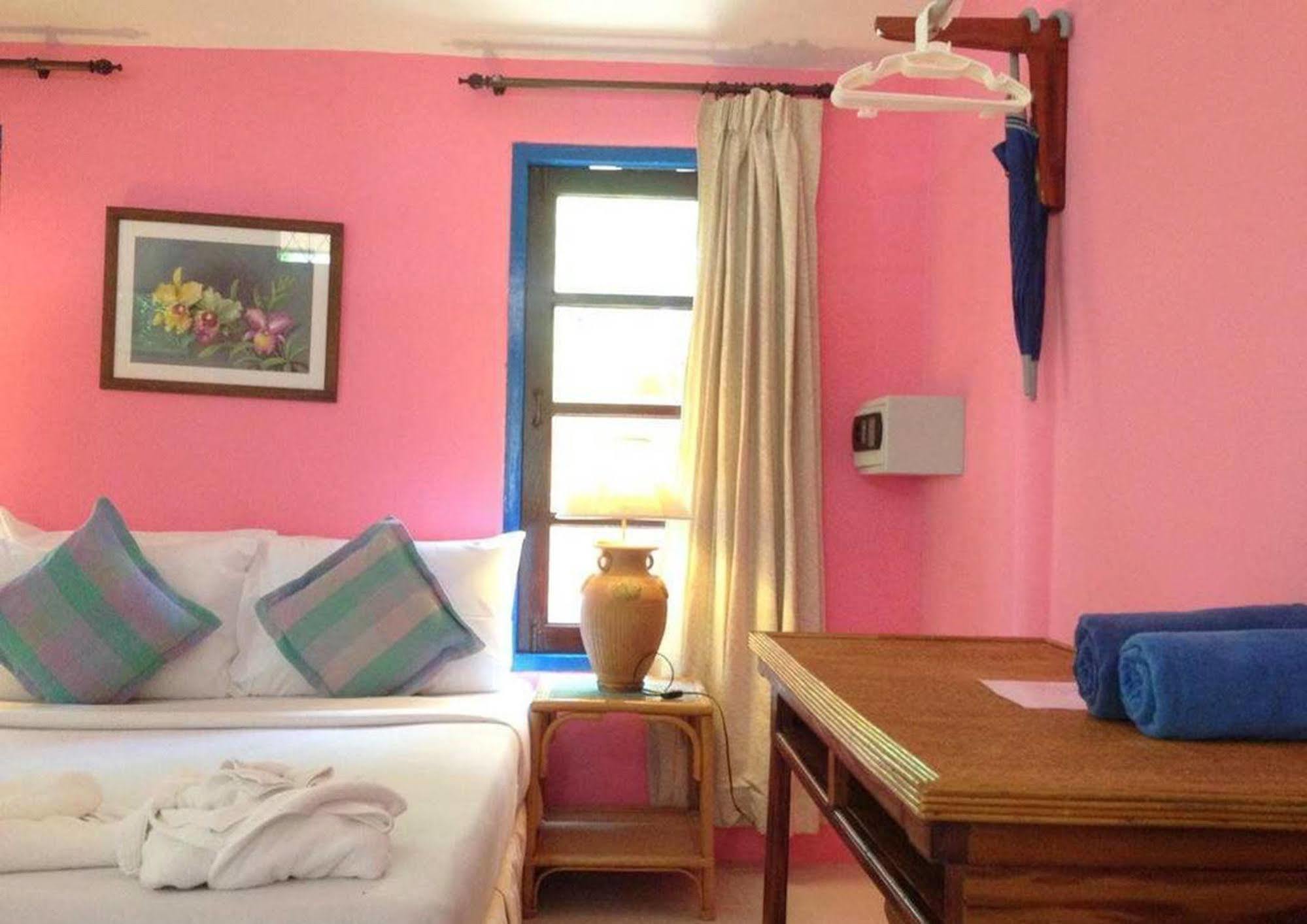 Tradewinds Cottages Szamuj-sziget Kültér fotó